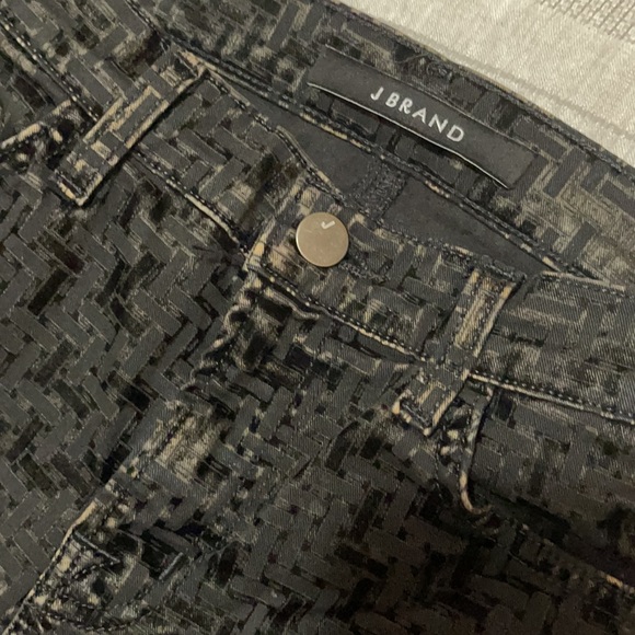 J Brand Wickwr Velvet Pattern Mid Rise Jeggings - Picture 6 of 8